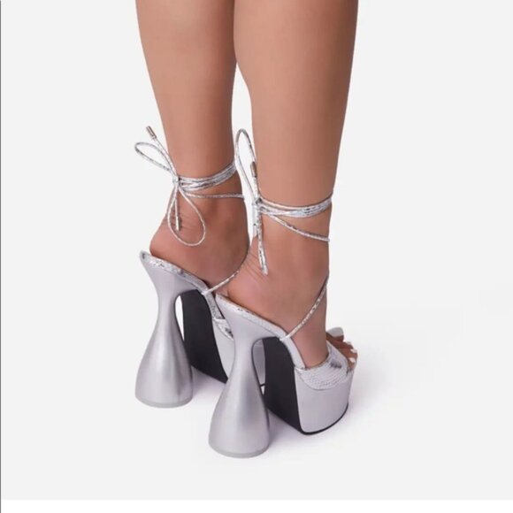 EGO Silver Platform Heels - Picture 2 of 15